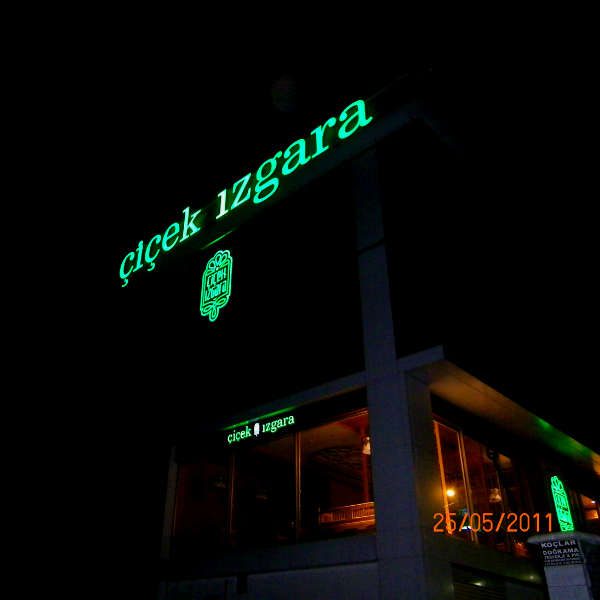 cicek-ızgara-dıs-mekan-ısıklı-tabela
